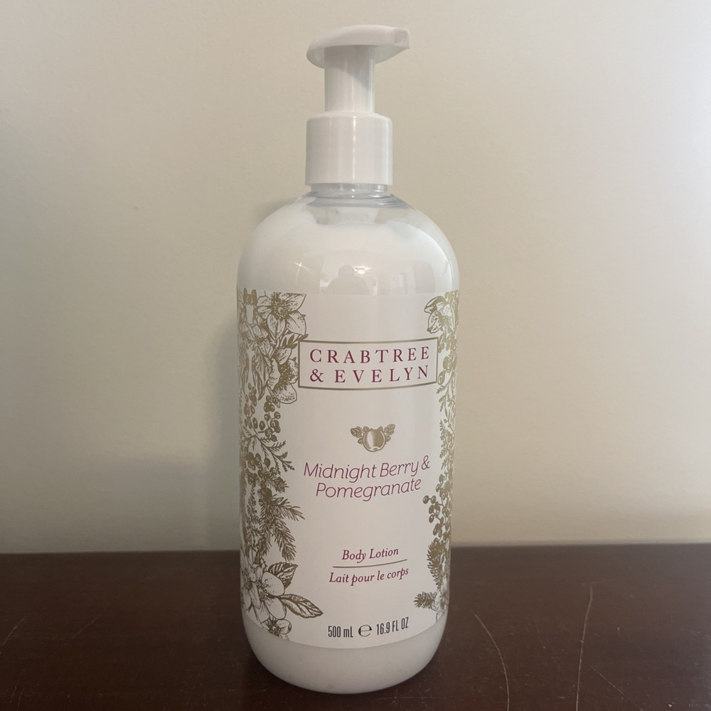 Crabtree & Evelyn midnight berry & pomegranate Body Lotion 16.9 oz Holiday